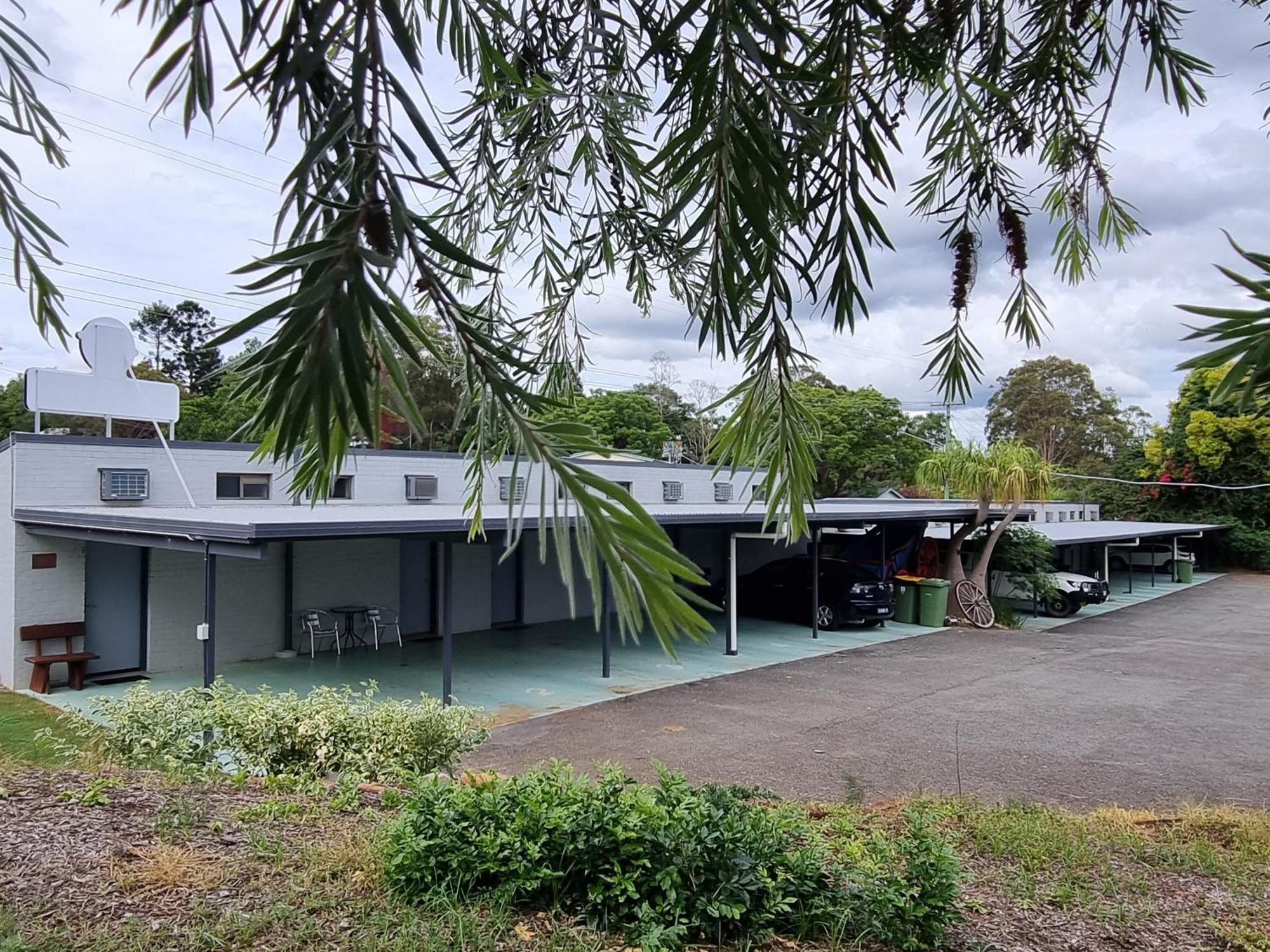 Y Motels Yarraman المظهر الخارجي الصورة